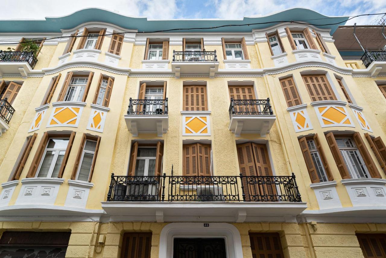 Spacious & Artistic Retro 2Bd Apt With Sauna Атина Екстериор снимка